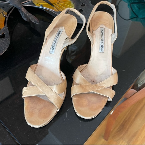 MANOLO BLAHNIK Shoes - M MANOLO BLAHNIK Size 41 Tan Leather Strappy Slingback Sandals